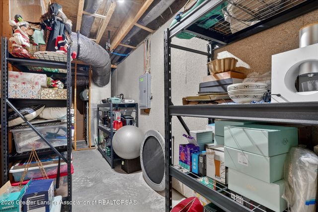 16968 Willowbrook Drive, Haslett, MI 48840