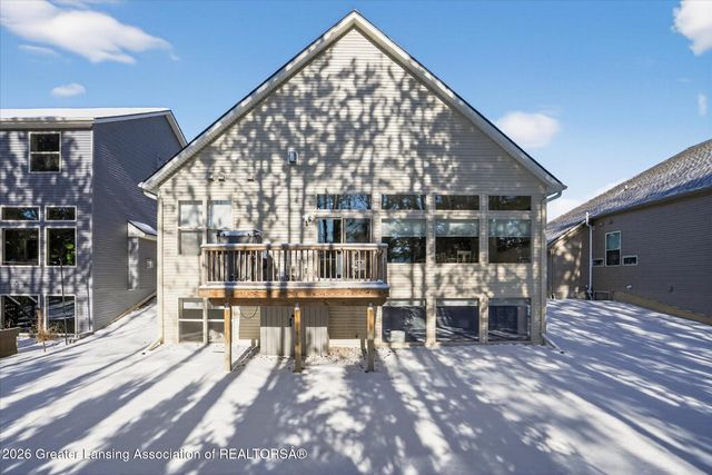 16968 Willowbrook Drive, Haslett, MI 48840