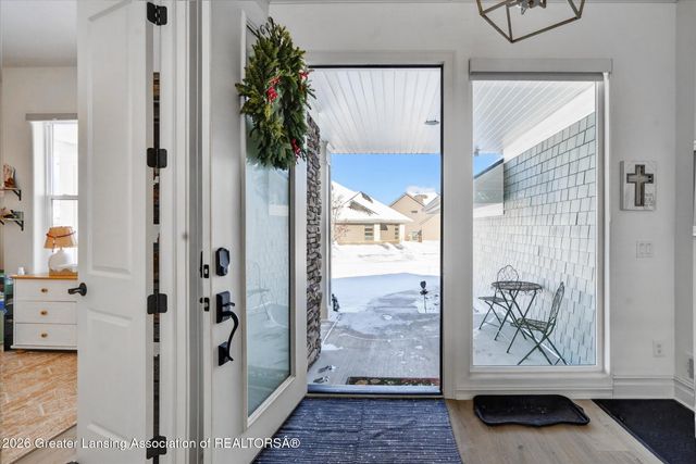 16968 Willowbrook Drive, Haslett, MI 48840