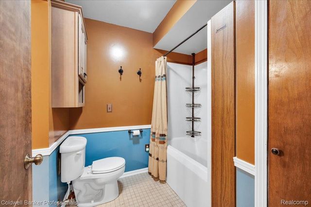 8873 Nepahwin Drive, Independence Charter Township, MI 48348