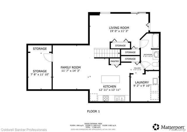 8873 Nepahwin Drive, Independence Charter Township, MI 48348