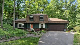 8873 Nepahwin Drive, Independence Charter Township, MI 48348