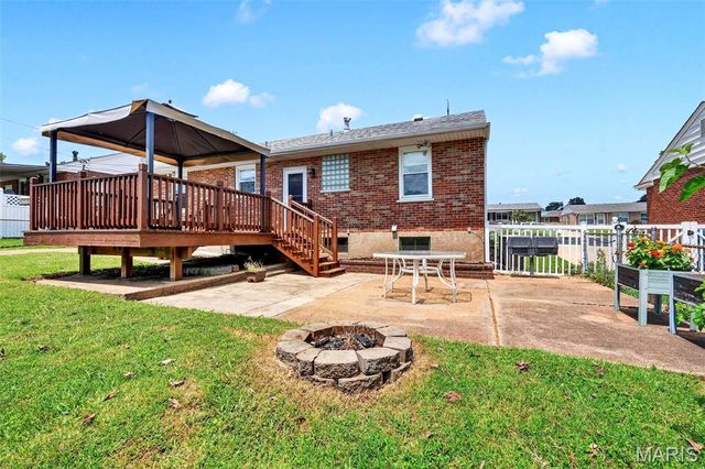 10940 Tesson Ferry Road, St Louis, MO 63123