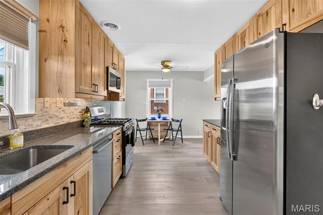 10940 Tesson Ferry Road, St Louis, MO 63123