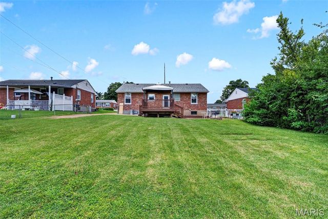 10940 Tesson Ferry Road, St Louis, MO 63123