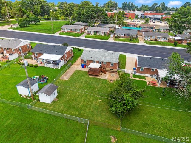 10940 Tesson Ferry Road, St Louis, MO 63123