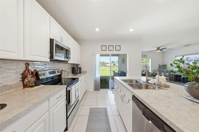 2954 GREENHILL WAY, St Cloud, FL 34772