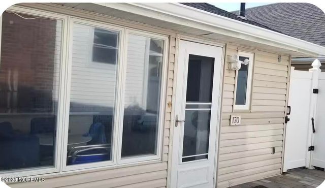 170 1st Avenue 2, Manasquan, NJ 08736