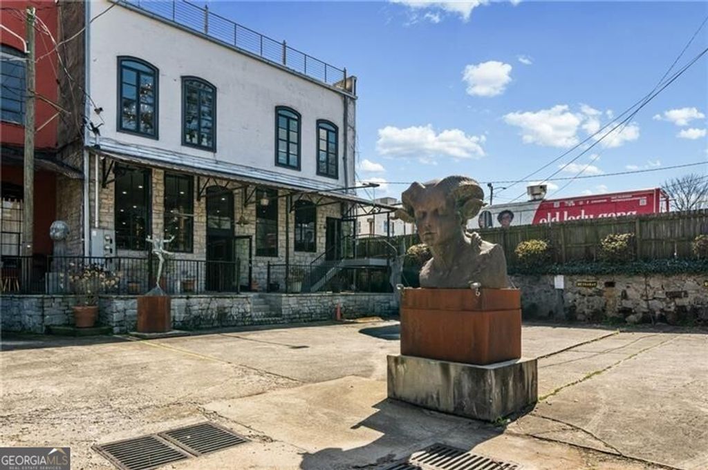 175 Peters Street SW, Atlanta, GA 30313