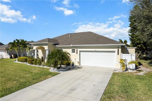 1221 SW 27th ST, Cape Coral, FL 33914