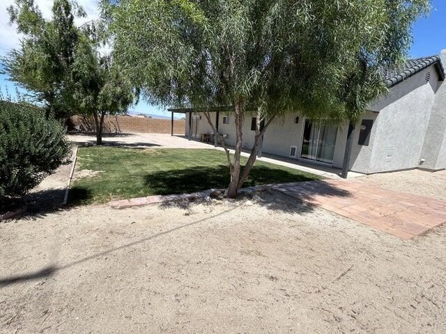 2329 Shore Hawk Avenue, Thermal, CA 92274