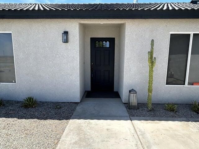 2329 Shore Hawk Avenue, Thermal, CA 92274