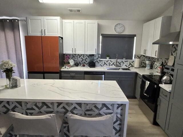 2329 Shore Hawk Avenue, Thermal, CA 92274