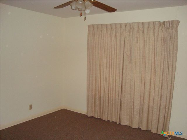 221 Woodland Avenue, New Braunfels, TX 78130