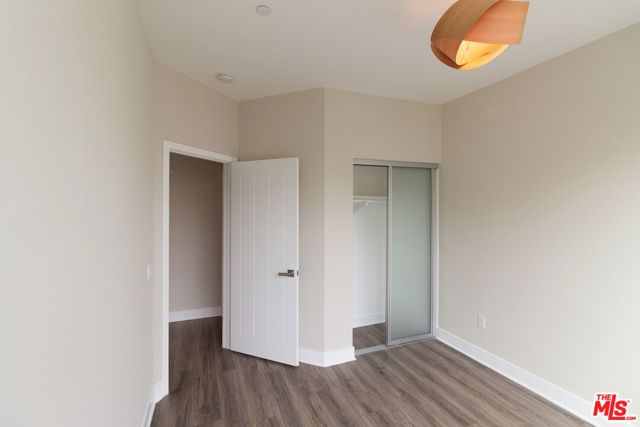 2753 Waverly Drive 1103, Los Angeles, CA 90039