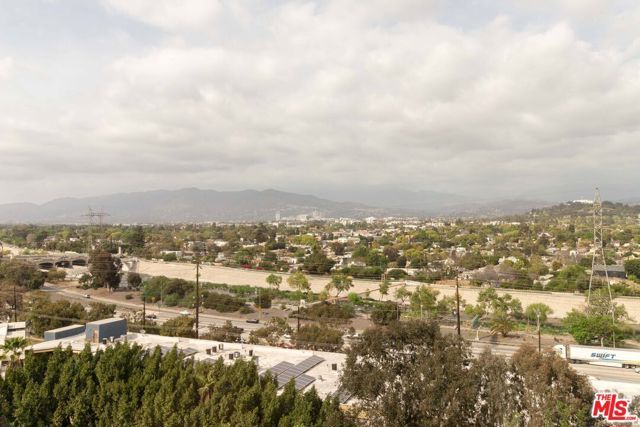 2753 Waverly Drive 1103, Los Angeles, CA 90039