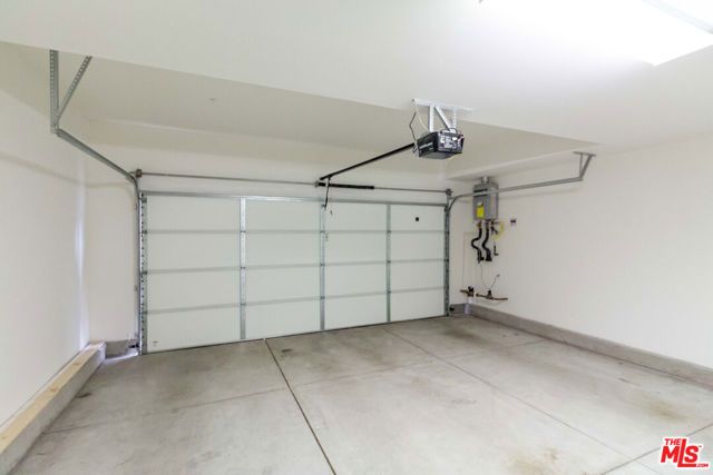 2753 Waverly Drive 1103, Los Angeles, CA 90039