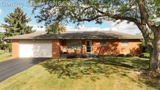 4148 Conne Mara Lane, Waterford, MI 48329