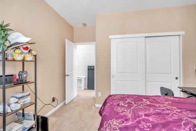 4040 Vittoria Ln, Sacramento, CA 95834