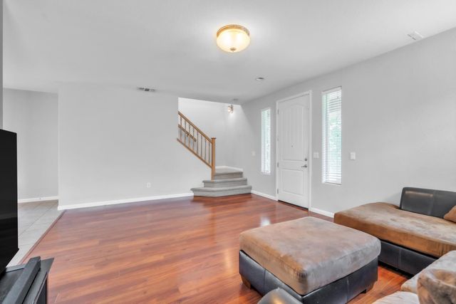 4040 Vittoria Ln, Sacramento, CA 95834