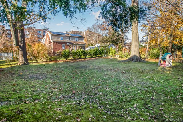 617 W 227th Street, Bronx, NY 10463