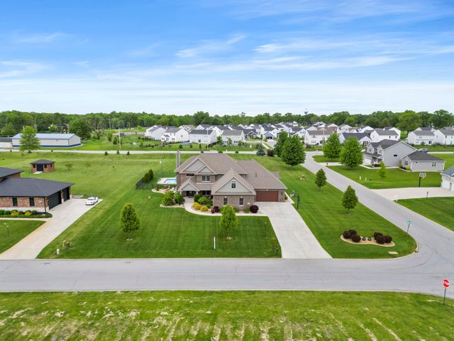 2800 W 133rd Lane, Crown Point, IN 46307