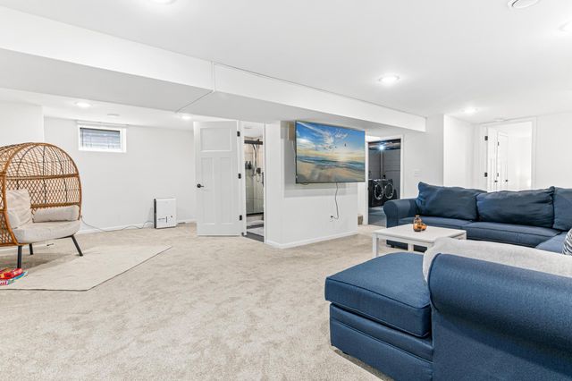 5712 40th Avenue S, Minneapolis, MN 55417