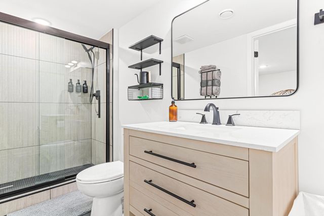 5712 40th Avenue S, Minneapolis, MN 55417