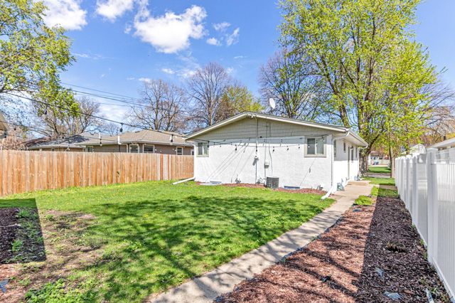 5712 40th Avenue S, Minneapolis, MN 55417