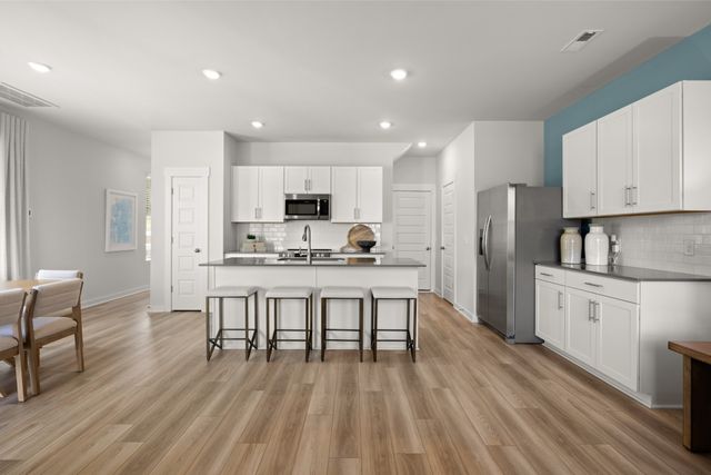 1672 Manuka Lane, Columbia, TN 38401