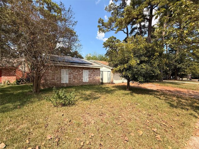 5603 Circlegate Drive, Spring, TX 77373