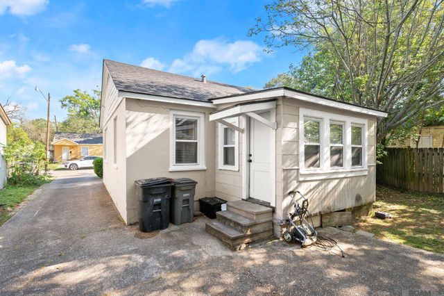 835 Iris Street, Baton Rouge, LA 70802