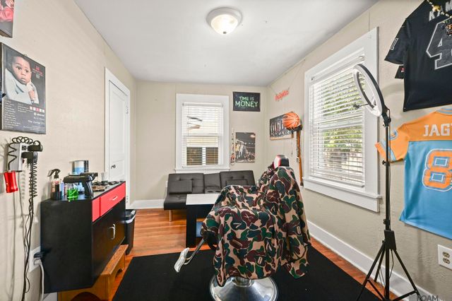 835 Iris Street, Baton Rouge, LA 70802