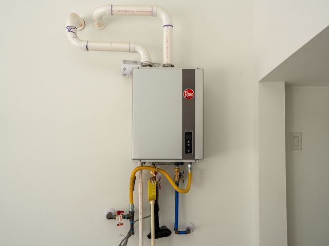 5851 Millar Drive, Dallas, TX 75236