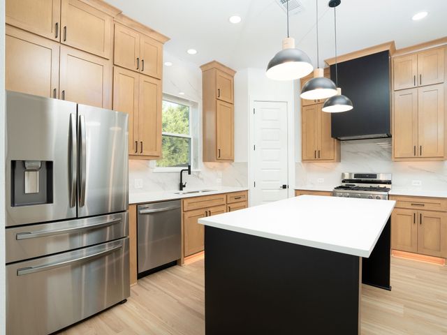 5851 Millar Drive, Dallas, TX 75236