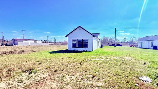 7018 5914 02, Cleveland, TX 77327