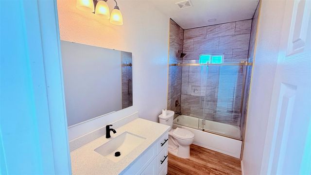 7018 5914 02, Cleveland, TX 77327