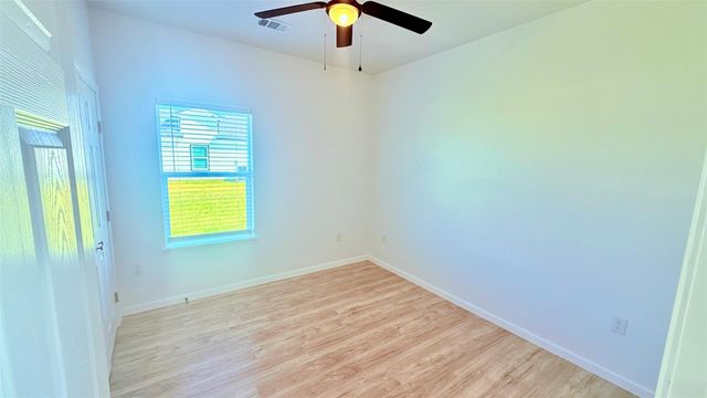 7018 5914 02, Cleveland, TX 77327