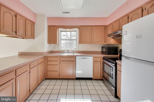 20101 TINDAL SPRINGS PL, Gaithersburg, MD 20886