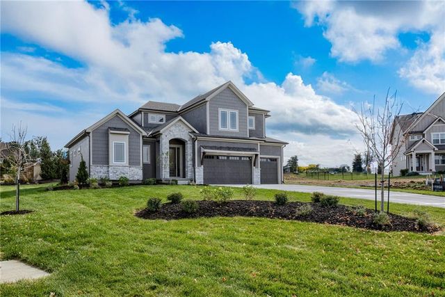2416 W 179th Street, Overland Park, KS 66085
