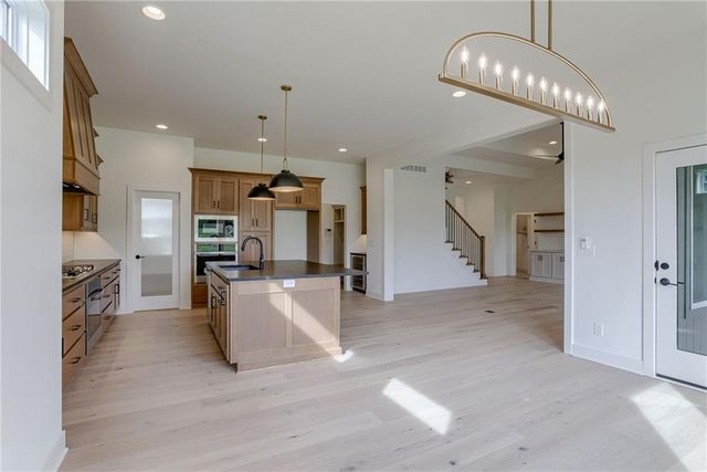 2416 W 179th Street, Overland Park, KS 66085