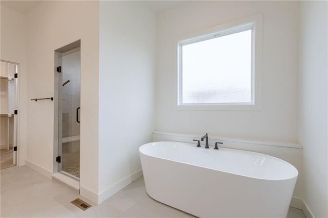 2416 W 179th Street, Overland Park, KS 66085