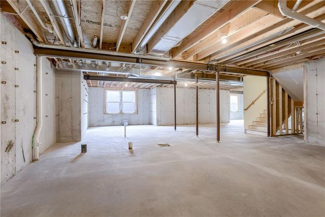 2416 W 179th Street, Overland Park, KS 66085