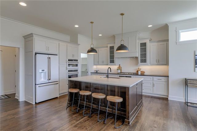 2416 W 179th Street, Overland Park, KS 66085