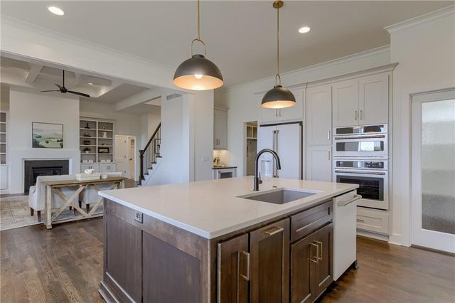 2416 W 179th Street, Overland Park, KS 66085