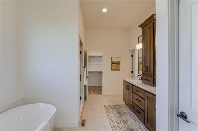 2416 W 179th Street, Overland Park, KS 66085