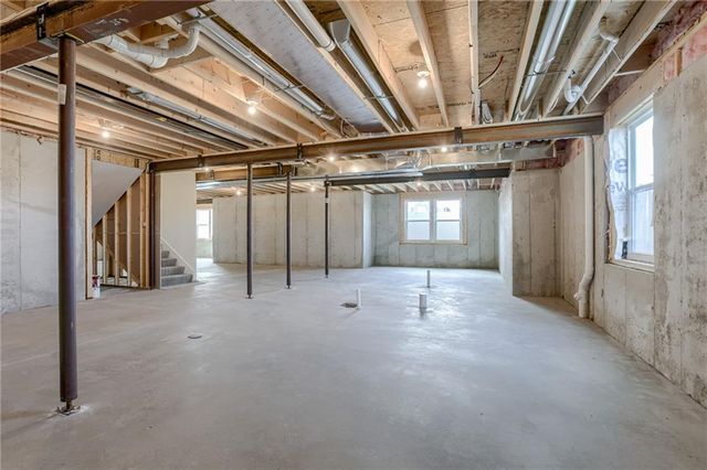 2416 W 179th Street, Overland Park, KS 66085