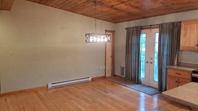 66 Oak Street, Plattsburgh, NY 12901