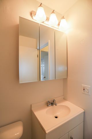 1055 W Catalpa Avenue 520, Chicago, IL 60640