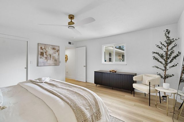 5565 N Winchester Avenue, Fresno, CA 93704